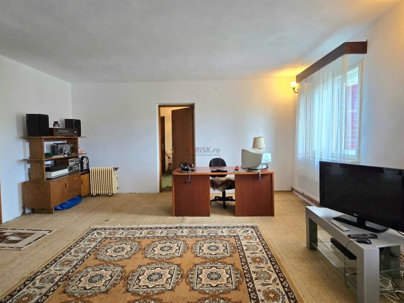 Vila ideala pentru business turistic, azil pentru batrani - se accepta si schimb